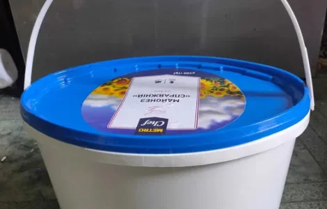 Продам відра пластикові харчові б/у 5л