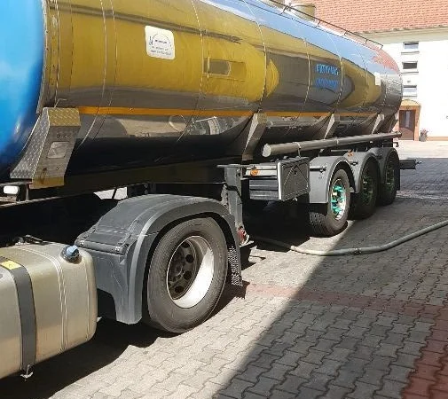 Полуприцеп для молока Bodex - фото № 1