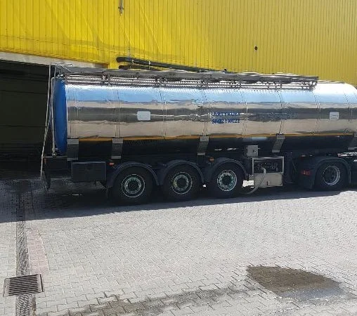 Полуприцеп для молока Bodex - фото № 3