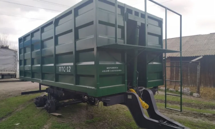 Напівпричіп тракторний 2ПТС-12 зерновоз - фото № 1