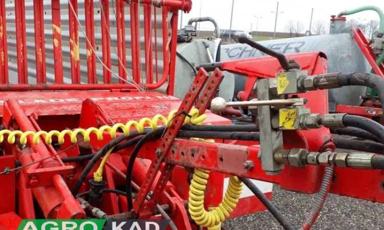 Самозагружающийся прицеп Pöttinger Ladeprofi 3 - фото № 8