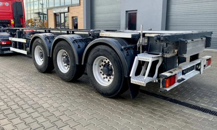 Напівпричіп контейнеровіз LAG 0-3-CC - 2014 року - фото № 4