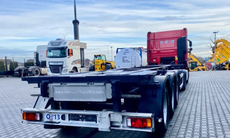 Напівпричіп контейнеровіз LAG 0-3-CC - 2014 року - фото № 6