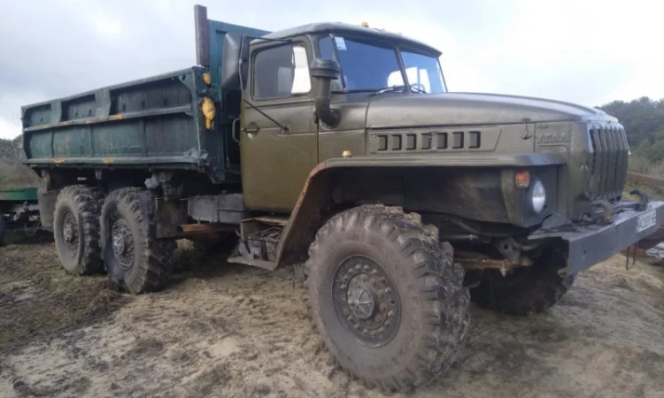 Урал 5557 - фото № 2