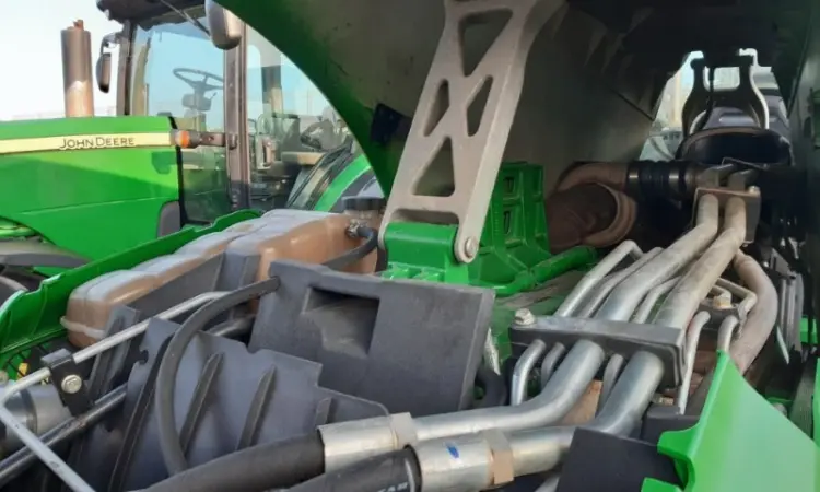 Трактор John Deere 8335R - фото № 2