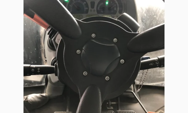 Трактор 220 к.с. New Holland T7060 - фото № 5