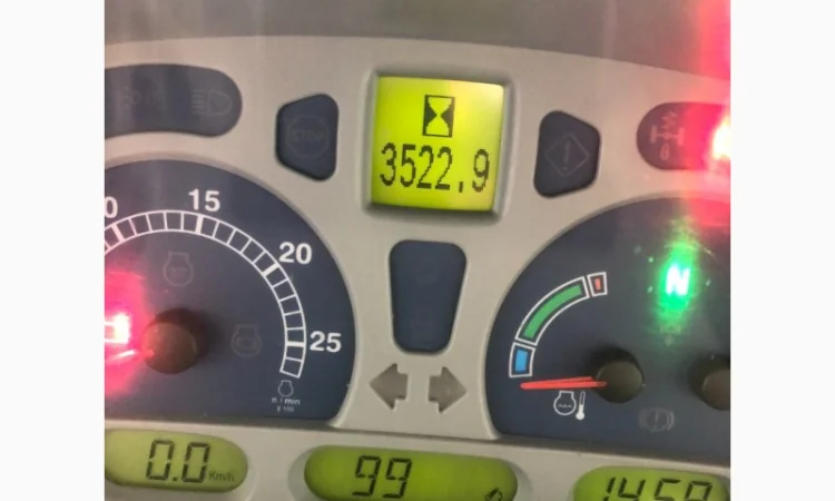 Трактор 220 к.с. New Holland T7060 - фото № 8