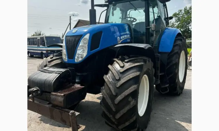 New Holland T7060 трактор колісний - фото № 19