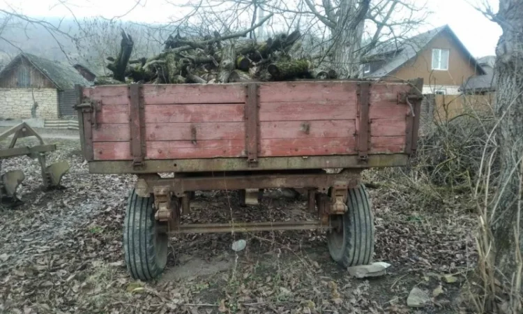 Трактор МТЗ-80 з навісним обладнанням - фото № 3