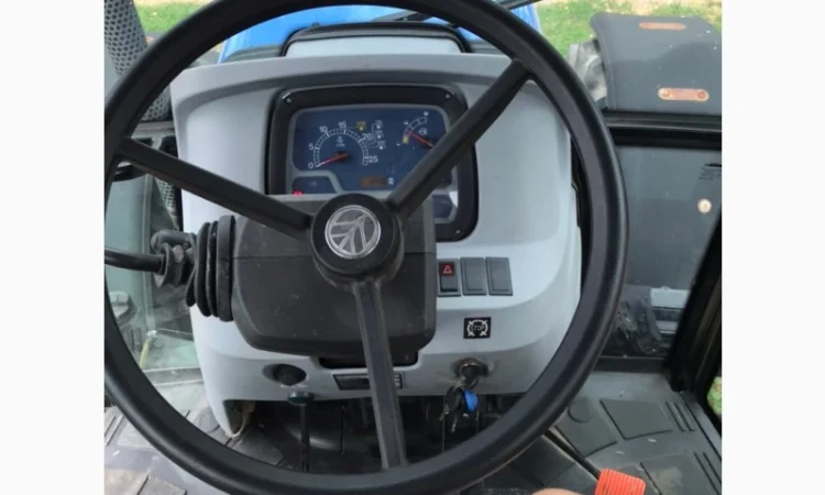 Трактор New Holland TD-5.110 - фото № 7