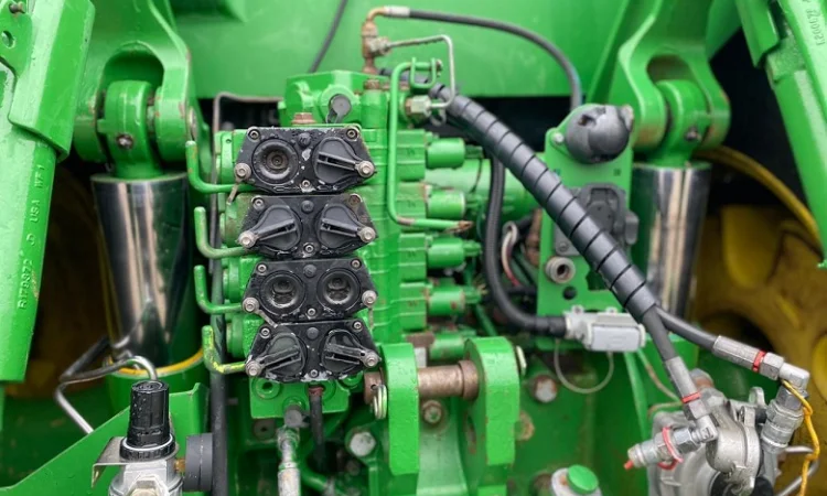 Трактор John Deere 8530.2008p/в, напрац. 10800 м/год, потужність-360 к.с. Нова резина - фото № 5