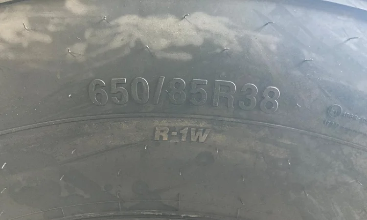 Трактор John Deere 8430 Рік випуску 20010 Трансмісія Powеrshift - фото № 5