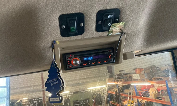 Трактор John Deere 8430 Рік випуску 20010 Трансмісія Powеrshift - фото № 7