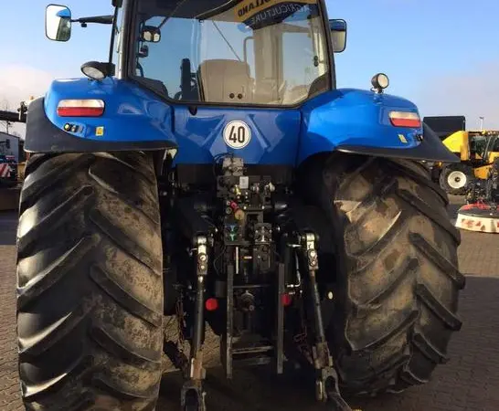 Трактор New Holland T8.360 Ultra Command - фото № 2