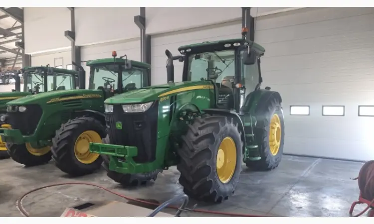 Трактор John Deere 8310R - фото № 7