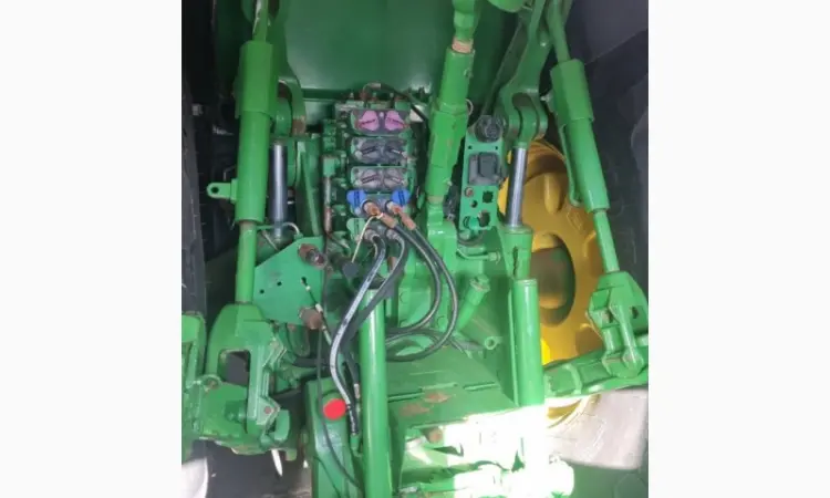 Трактор John Deere 8310R - фото № 8