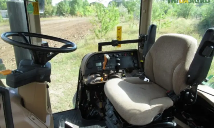 Трактор John Deere 7820 (2005) - фото № 2
