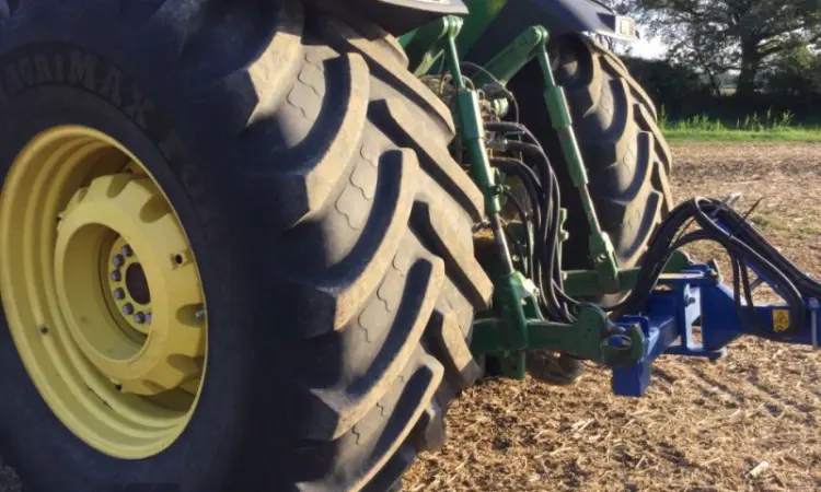 John Deere 8335R - фото № 12