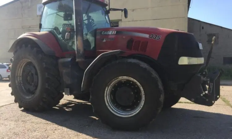 Трактор Case IH Magnum 335 - фото № 3