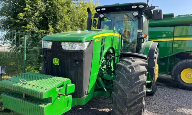 Tрактор John Deere 8310R - фото № 2
