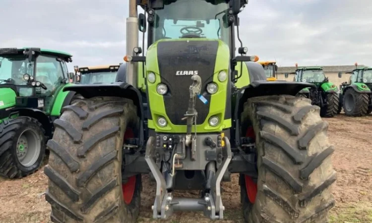 Трактор Claas AXION 920 CMATIC - фото № 2