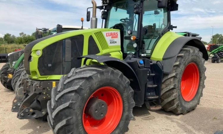 Трактор Claas AXION 920 CMATIC - фото № 6
