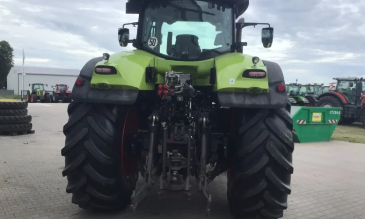 Трактор Claas Axion 940 C-MATIC - фото № 1