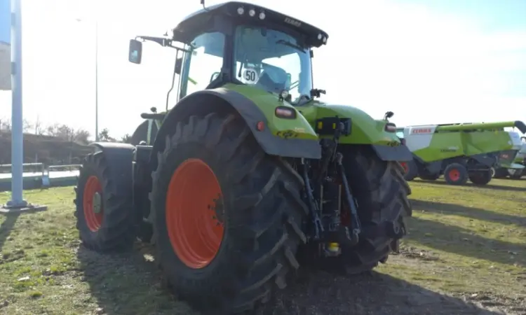 Трактор CLAAS Axion 950 Cmatic - фото № 10