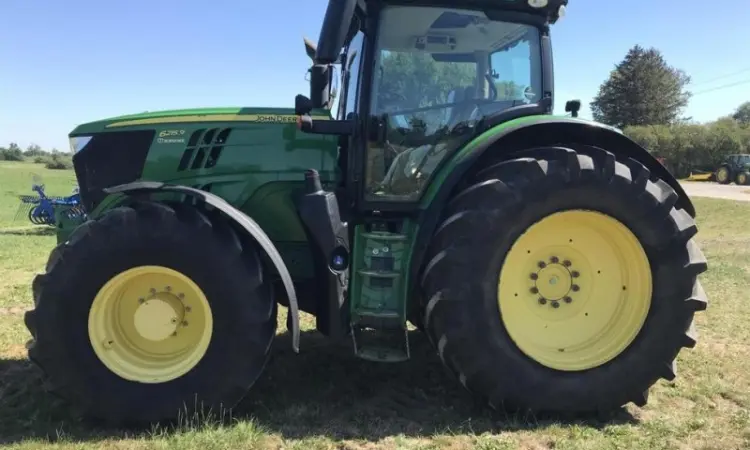 Трактор 6215 R John Deere - фото № 2