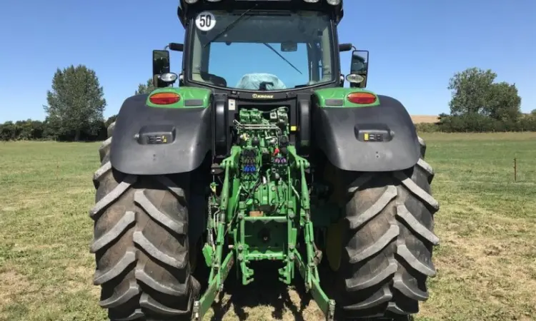 Трактор 6215 R John Deere - фото № 7