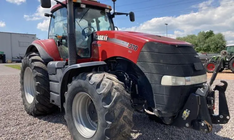Трактор Case IH MAGNUM 370 CVX - фото № 1