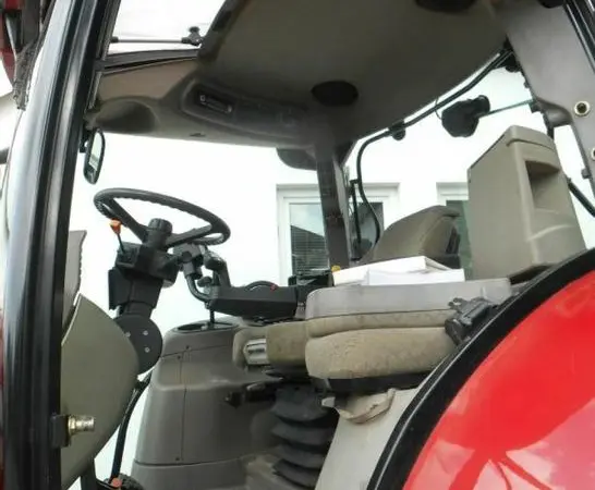 Трактор Case IH Maxxum 140 - фото № 4