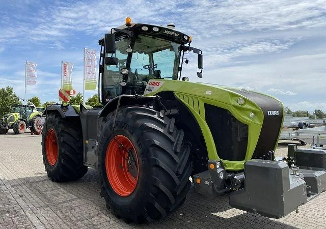 Трактор Claas Xerion 4000 TraкVC *GPS S10 RTK - фото № 2