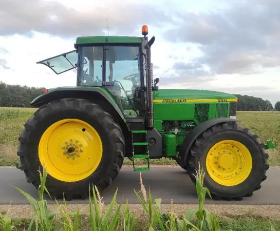 Трактор John Deere 7810 - фото № 10