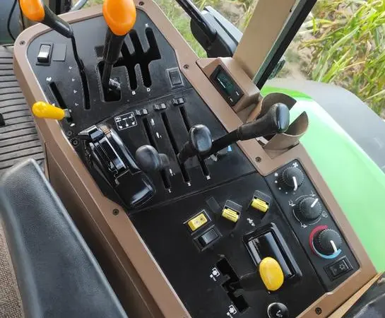 Трактор John Deere 7810 - фото № 8