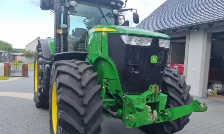 Трактор John Deere 7230R бу - фото № 6