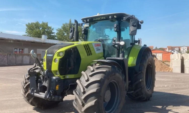 Трактор Claas Arion 660 Cmatic - фото № 1