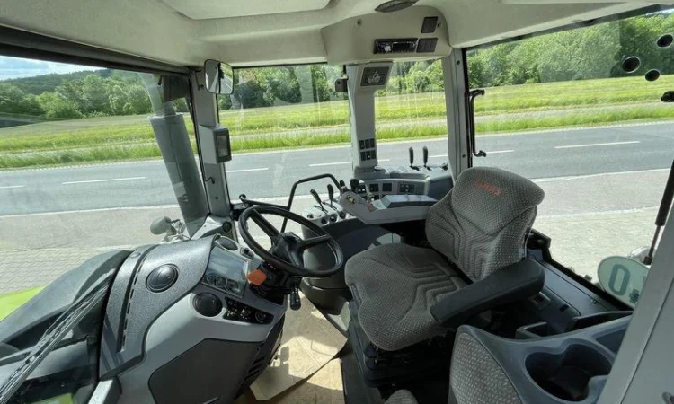 Трактор Claas ARION 530 CIS - фото № 6