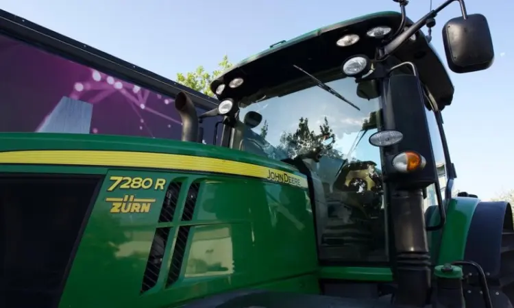 Трактор John Deere 7280 R - фото № 4