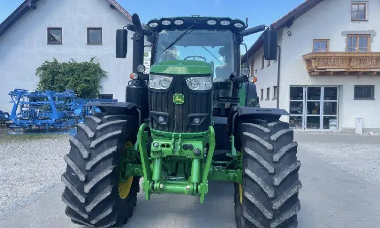 Трактор John Deere 6215 R - фото № 3