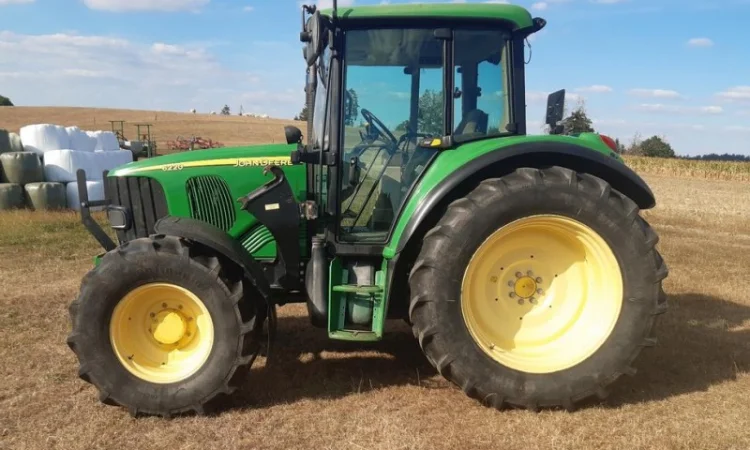 Трактор John Deere 6220 SE - фото № 3