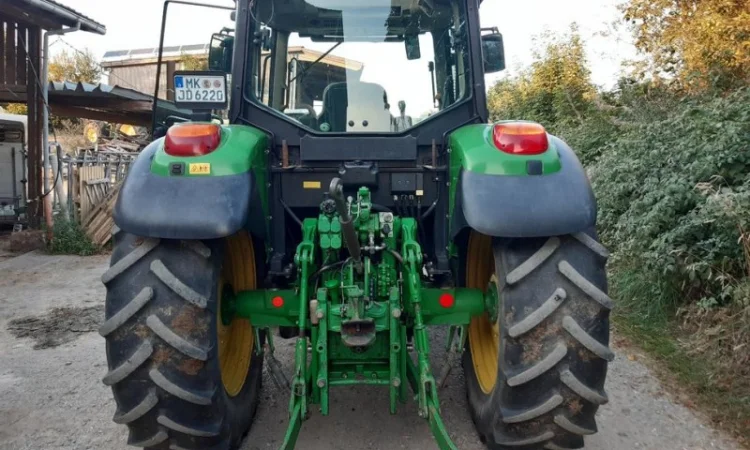 Трактор John Deere 6220 SE - фото № 5