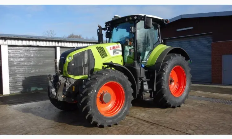 Трактор Claas Axion 810 Cmatic - фото № 2