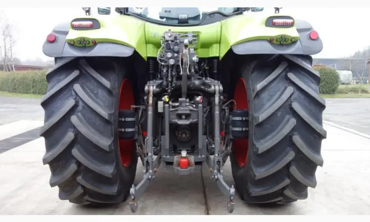 Трактор Claas Axion 810 Cmatic - фото № 5