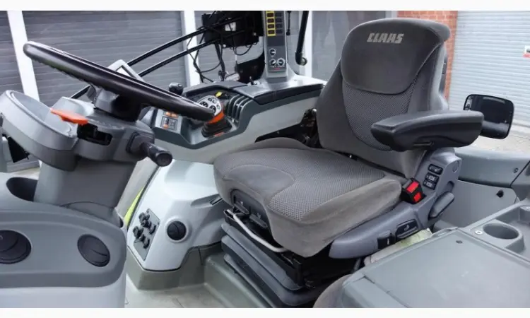 Трактор Claas Axion 810 Cmatic - фото № 6