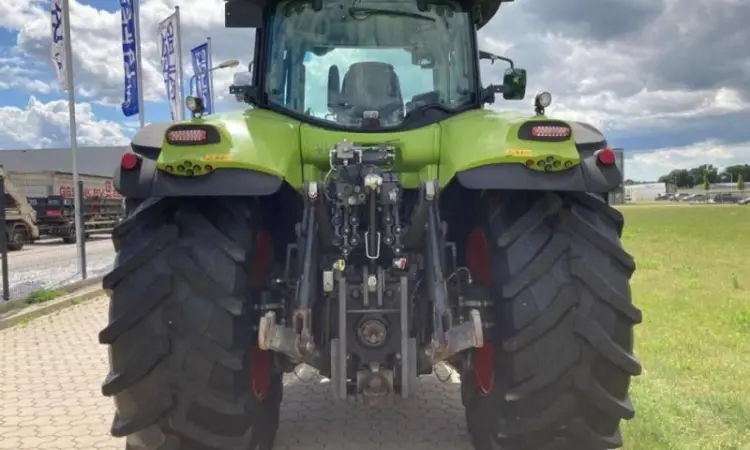 Трактор Claas Axion 850 Cmatic - фото № 5