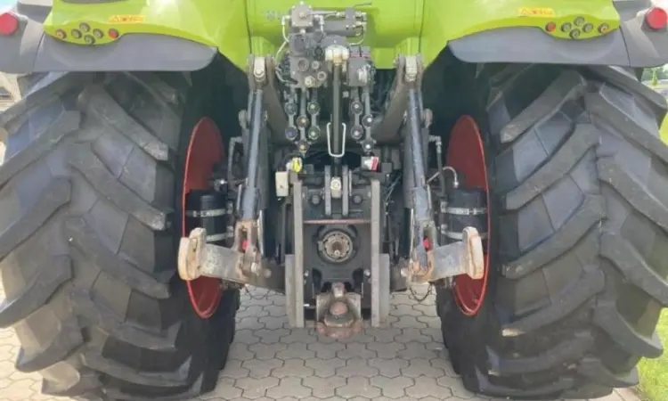 Трактор Claas Axion 850 Cmatic - фото № 6