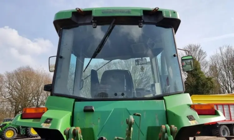 Трактор John Deere 8400T - фото № 6