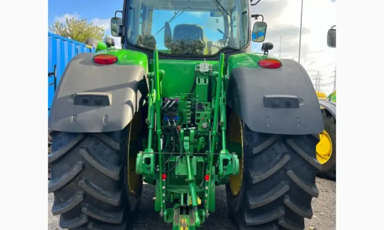 Трактор колісний John Deere 7230R - фото № 3