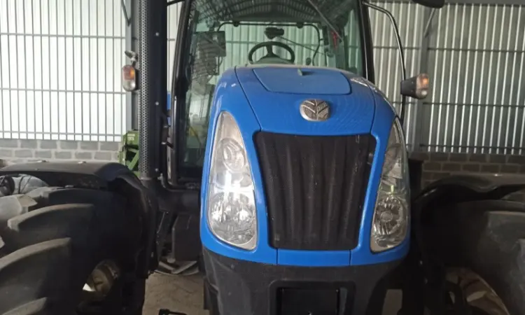 Трактор колісний New Holland T6050 - фото № 4